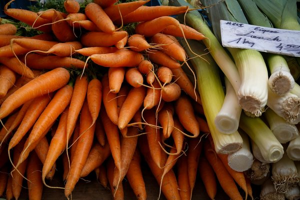 How Can UK Kitchen Design Enhance Space Utilization?